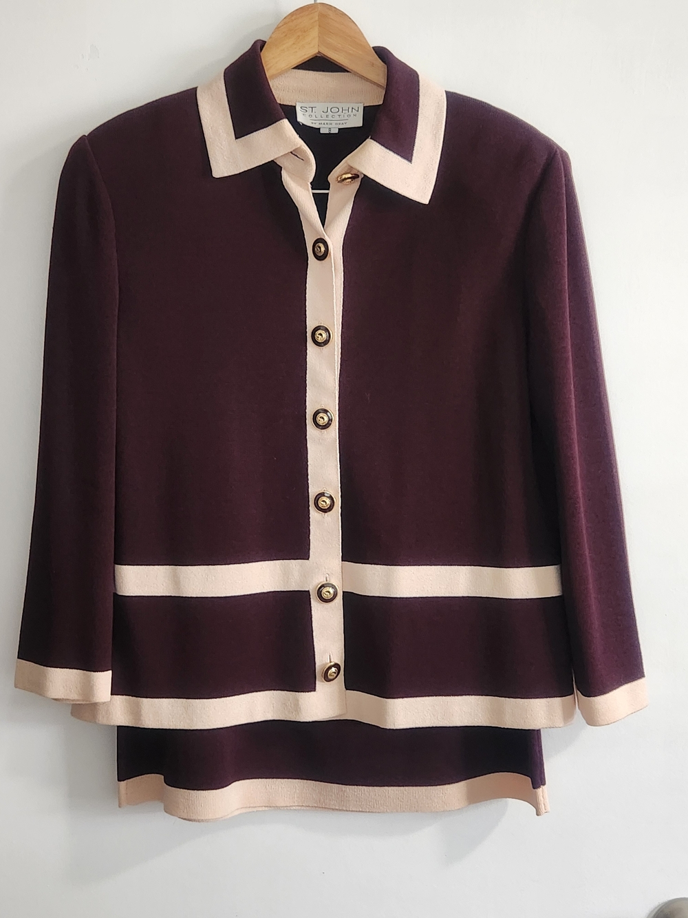 St. John Collection Knits Suit 8/10 Brown/Cream Jacket Skirt, jacket is size 8 s